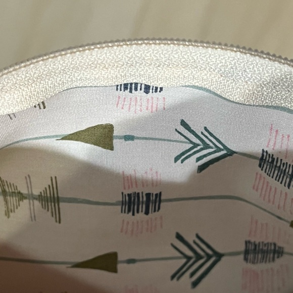 Dana Herbert Handmade Makeup Bag-NWT - Picture 3 of 6